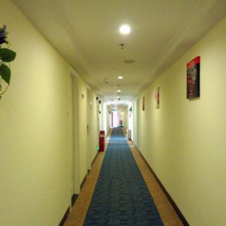 Yimi Inn Shiqiao Metro Sation Pedestrian Street Branch Гуанджоу Екстериор снимка