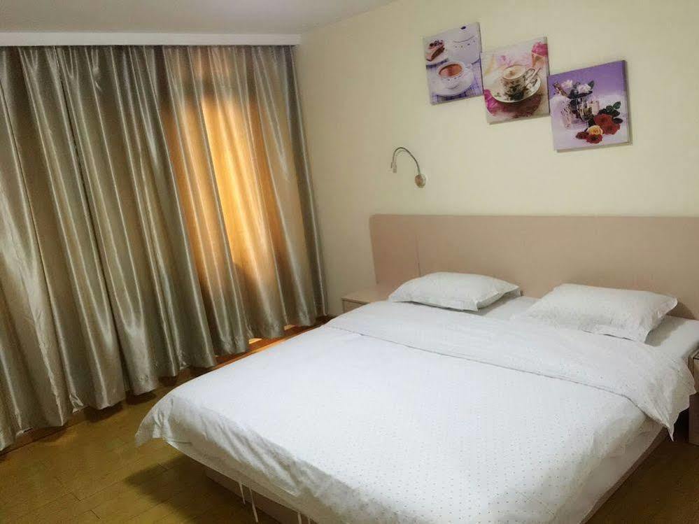 Yimi Inn Shiqiao Metro Sation Pedestrian Street Branch Гуанджоу Екстериор снимка